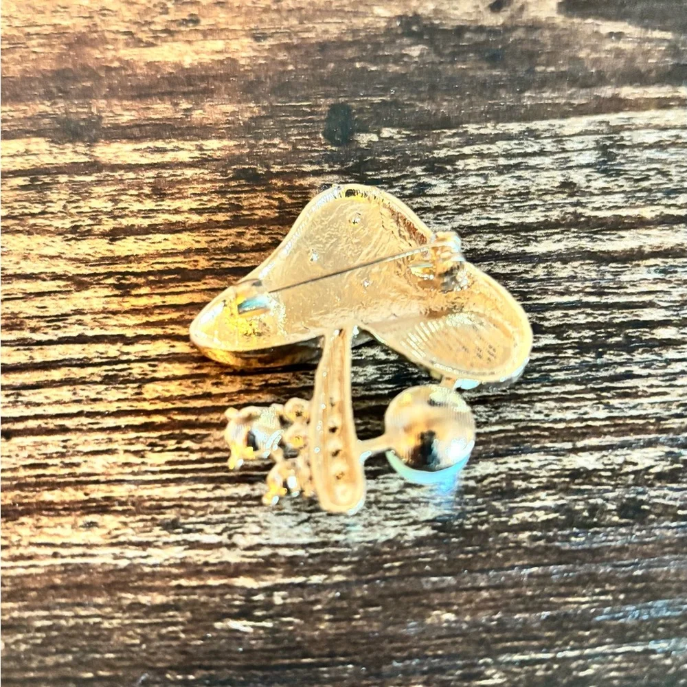 Pink Enamel Mushroom Brooch with‎ Rhinestones